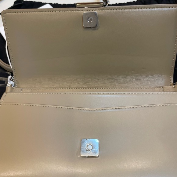 Givenchy 4G Leather Wallet On Chain Dune $990 - Picture 10 of 16